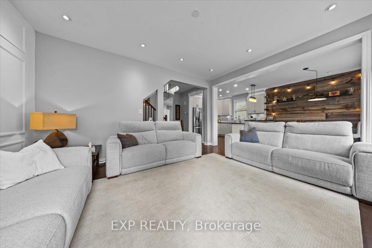 Photo 15 of 585 Dundonald Drive, Ottawa, Barrhaven - Half Moon Bay — HOMEH