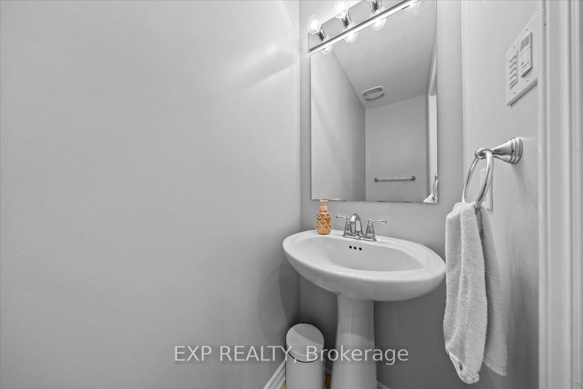Photo 21 of 585 Dundonald Drive, Ottawa, Barrhaven - Half Moon Bay — HOMEH
