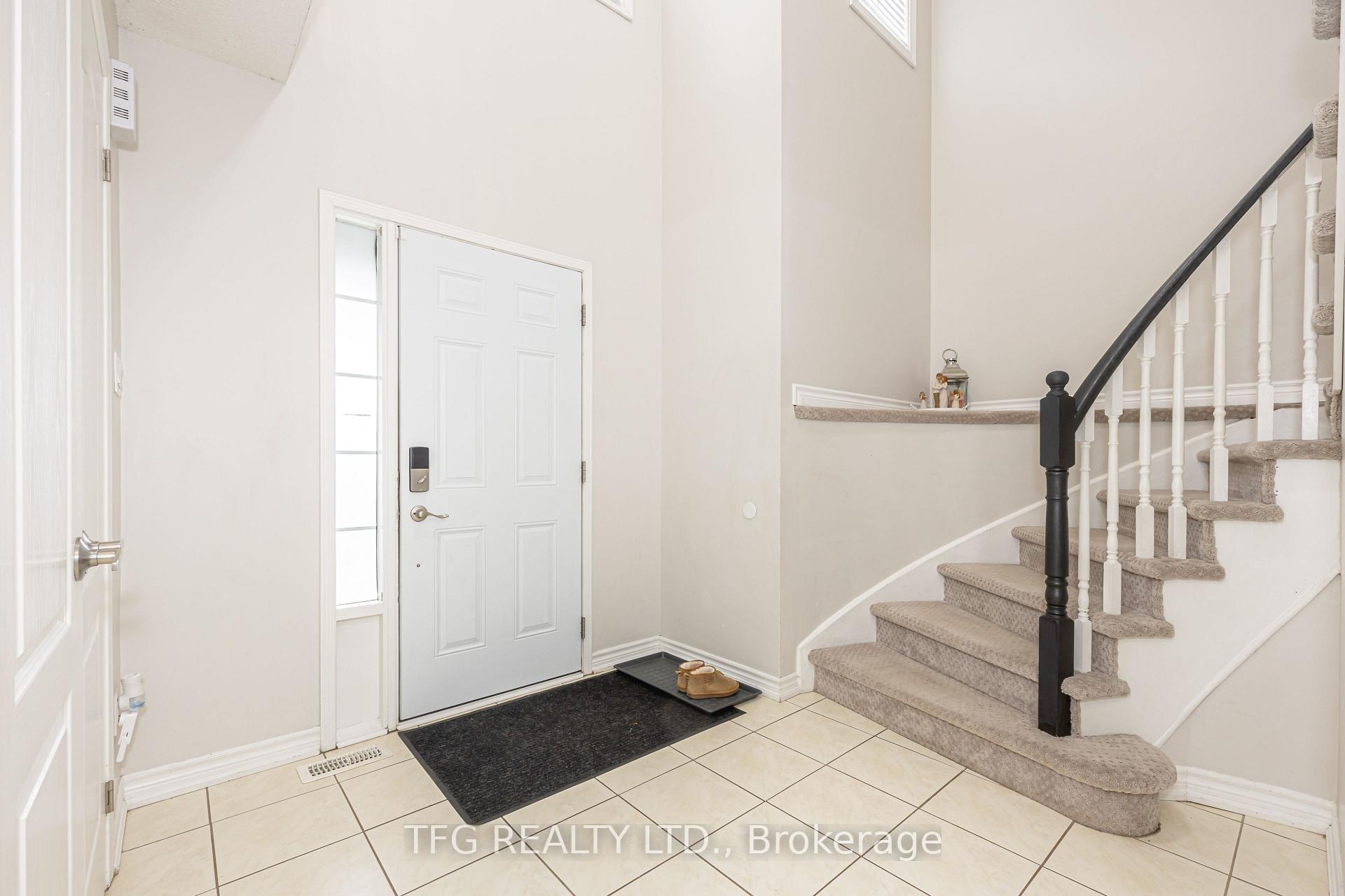 Photo 5 of 171 Brookhouse Drive, Clarington, Newcastle — HOMEH