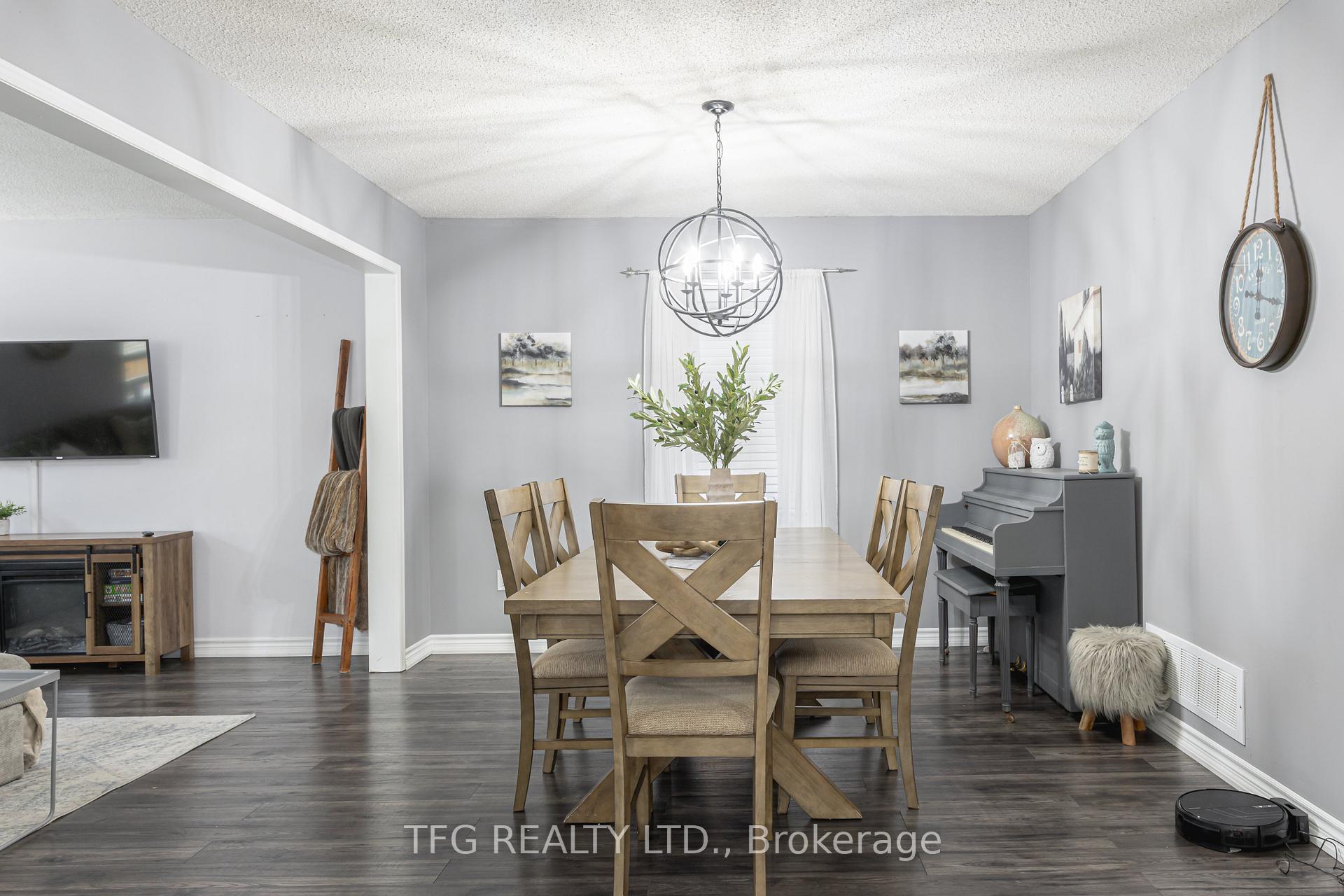Photo 8 of 171 Brookhouse Drive, Clarington, Newcastle — HOMEH