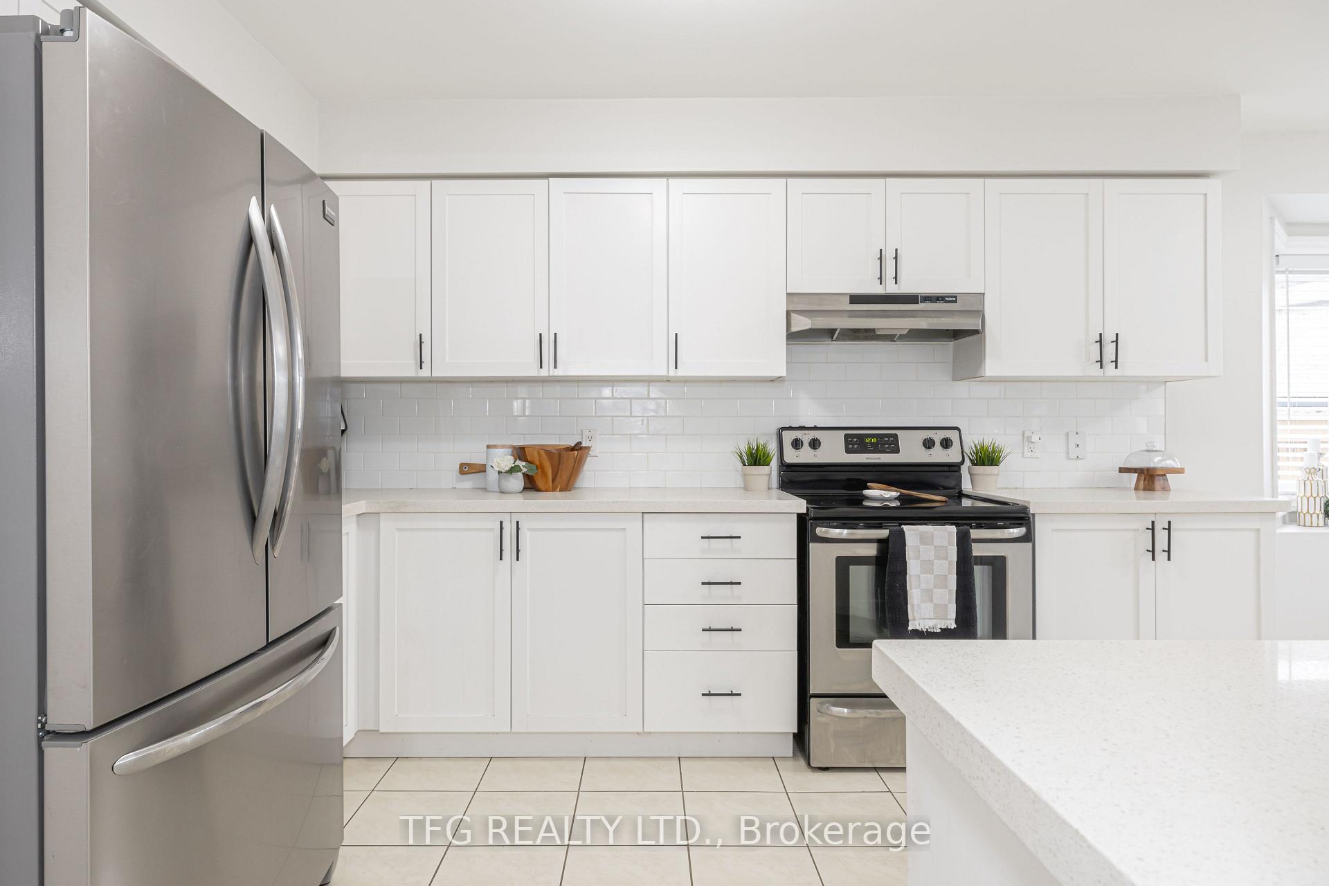 Photo 12 of 171 Brookhouse Drive, Clarington, Newcastle — HOMEH