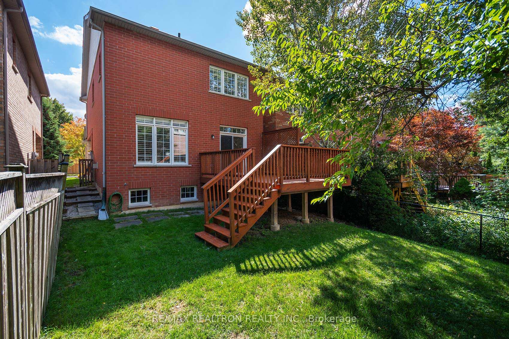 Photo 30 of 86 Ballymore Drive, Aurora, Bayview Wellington — HOMEH