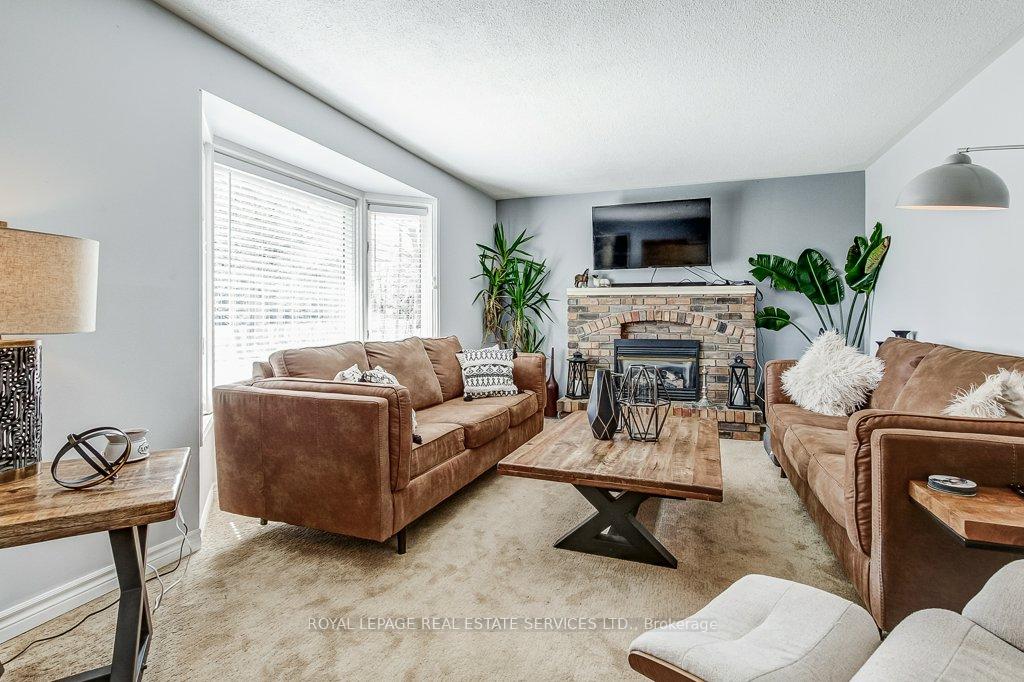 Photo 6 of 9346 Dickenson Road, Hamilton, Airport Employment Area — HOMEH