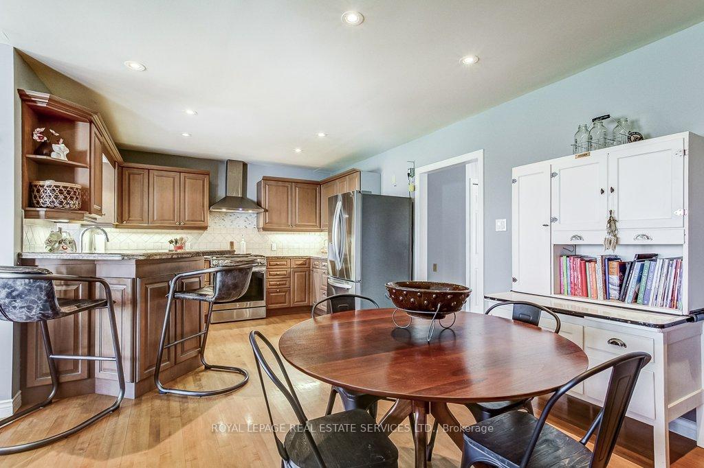 Photo 13 of 9346 Dickenson Road, Hamilton, Airport Employment Area — HOMEH