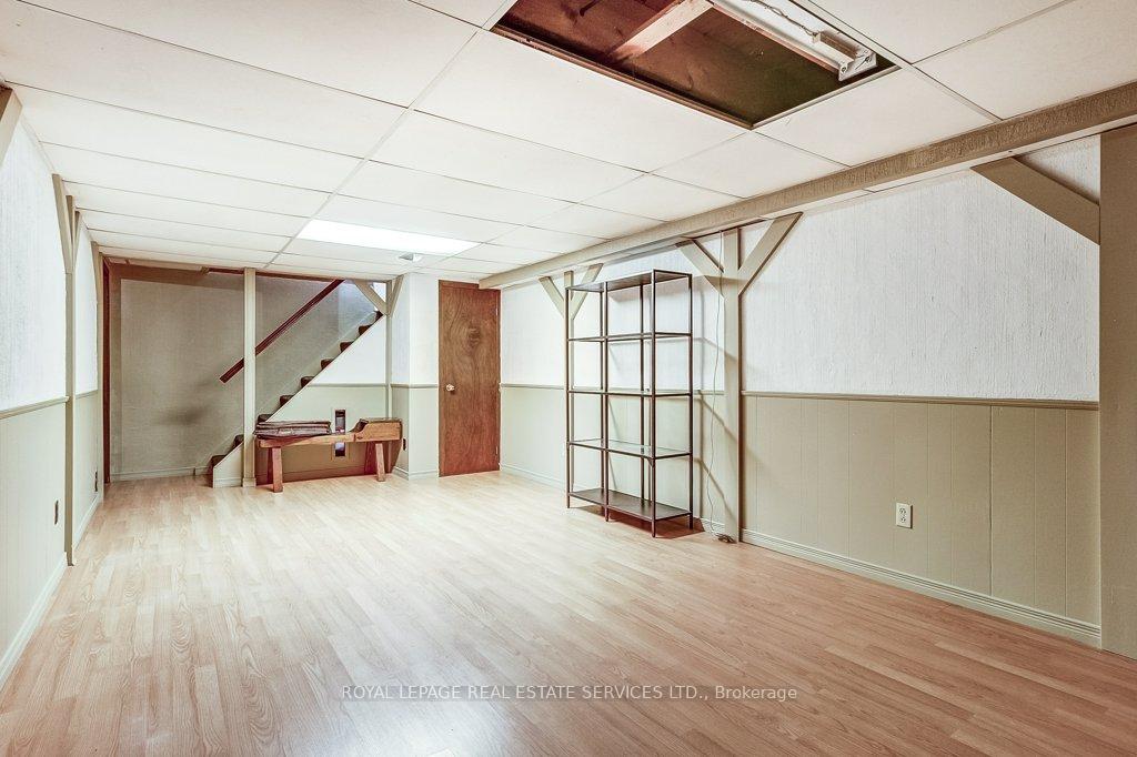 Photo 30 of 9346 Dickenson Road, Hamilton, Airport Employment Area — HOMEH