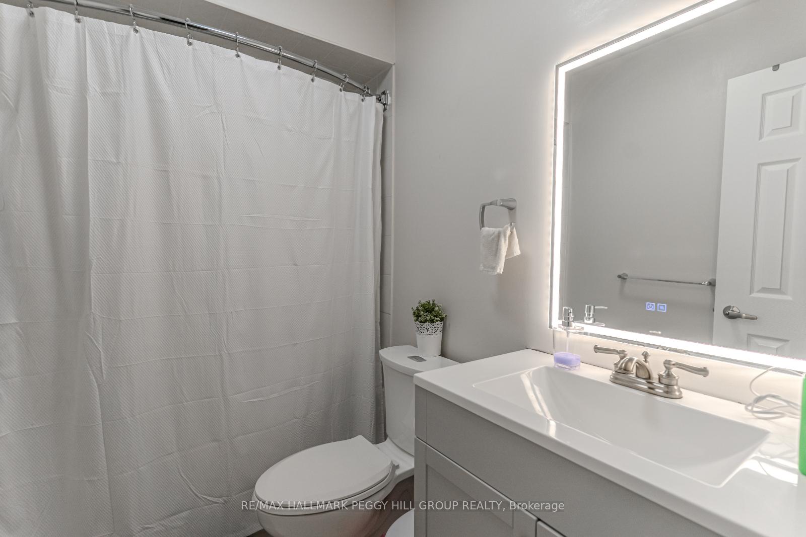 Photo 8 of 104 Stanley Street, Barrie, East Bayfield — HOMEH