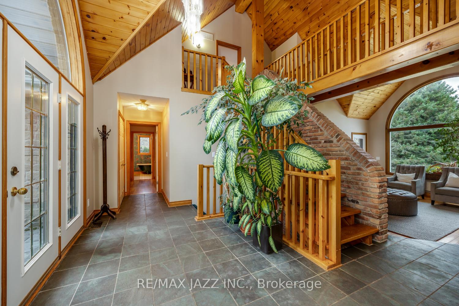Photo 8 of 190 King Lane, Clarington, Rural Clarington — HOMEH
