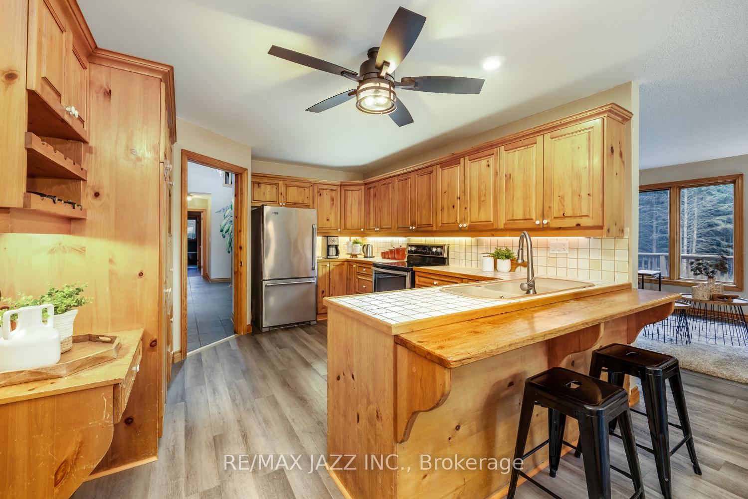 Photo 16 of 190 King Lane, Clarington, Rural Clarington — HOMEH