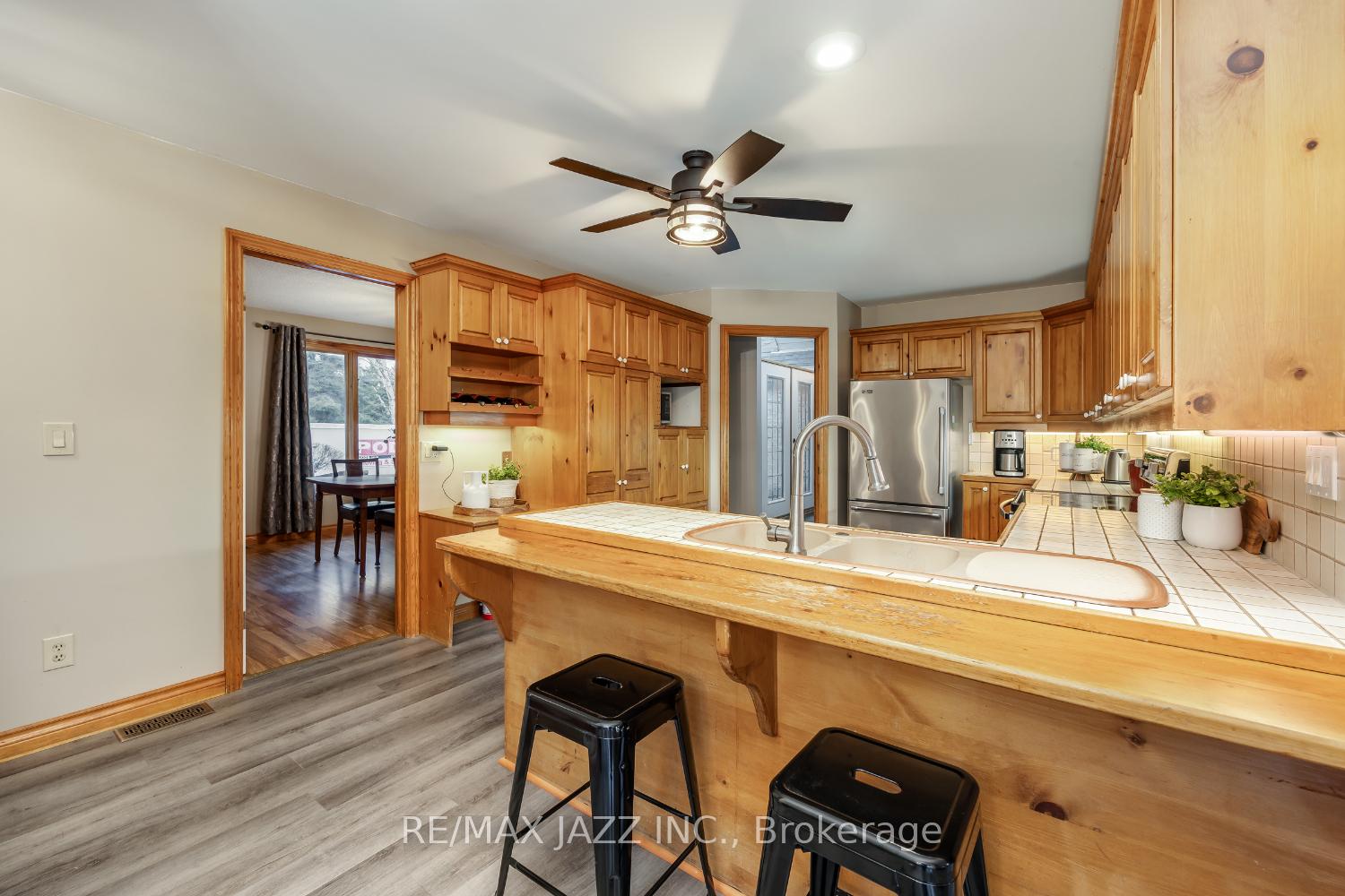 Photo 17 of 190 King Lane, Clarington, Rural Clarington — HOMEH