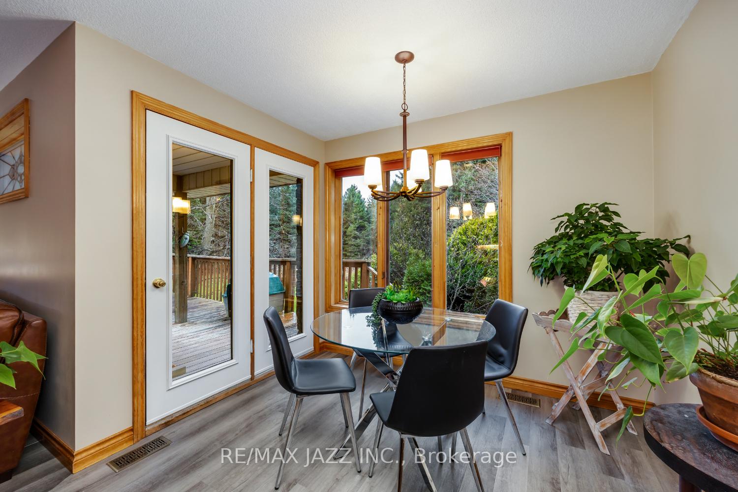Photo 18 of 190 King Lane, Clarington, Rural Clarington — HOMEH