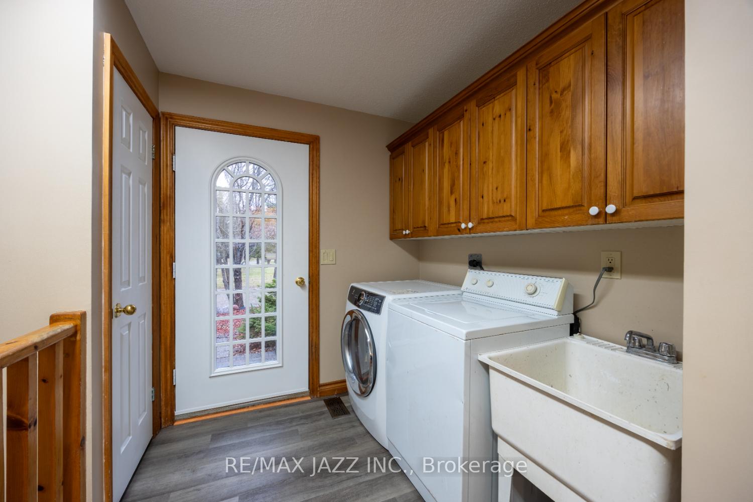 Photo 21 of 190 King Lane, Clarington, Rural Clarington — HOMEH