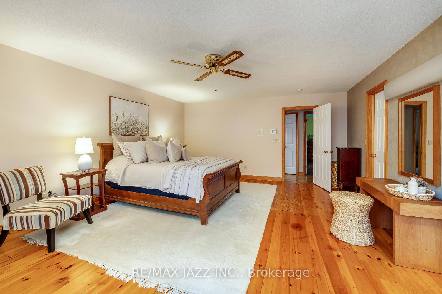Photo 23 of 190 King Lane, Clarington, Rural Clarington — HOMEH