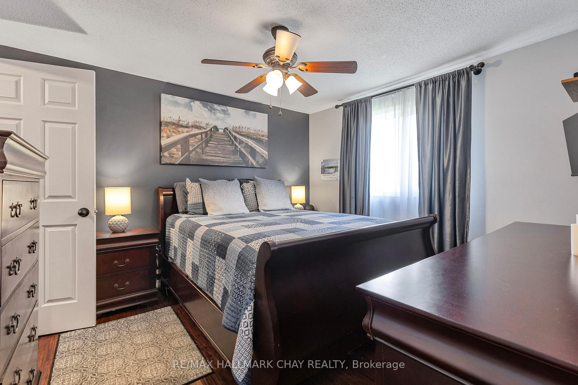 Photo 8 of 18 Riverwood Court, Barrie, Sunnidale — HOMEH