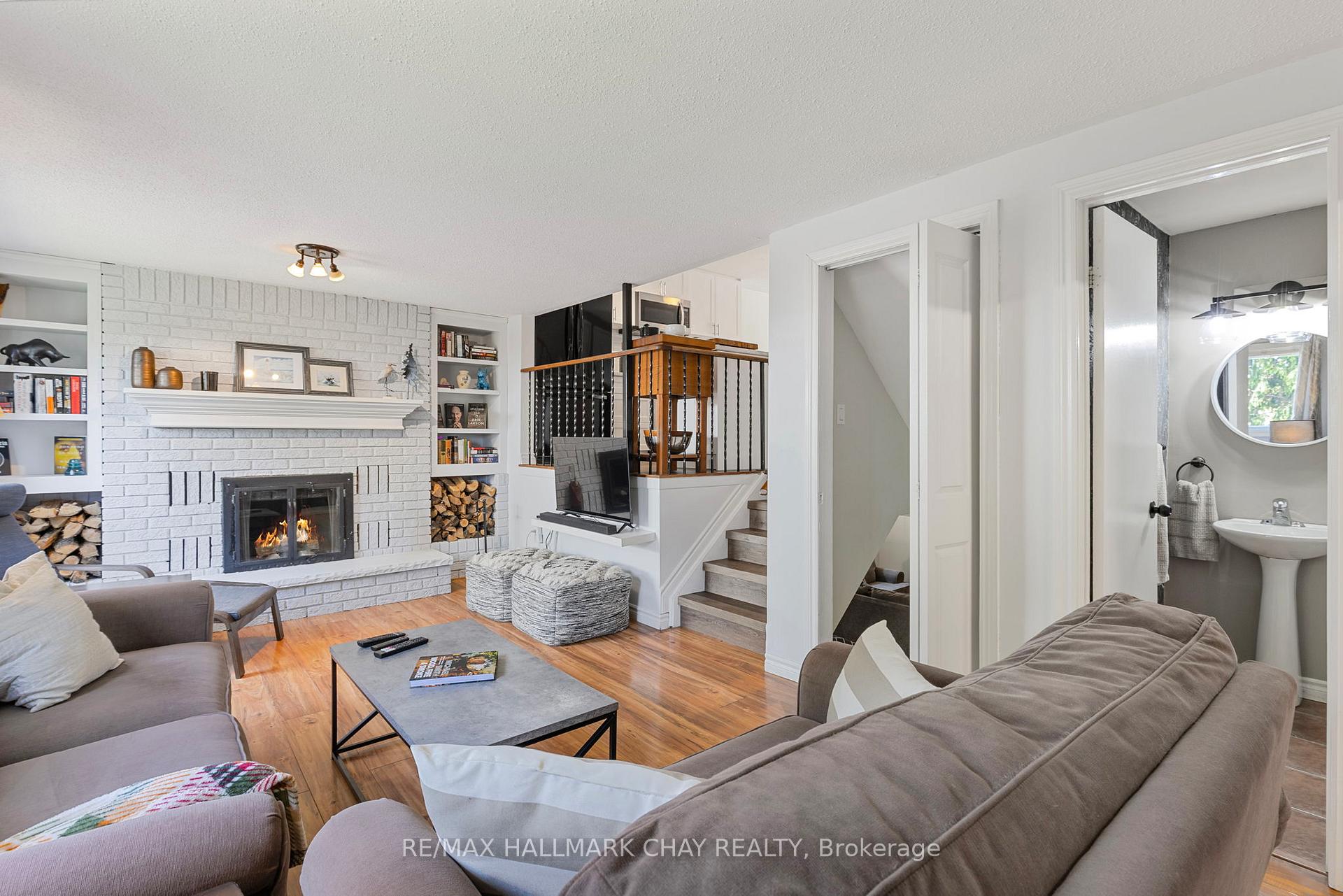 Photo 14 of 18 Riverwood Court, Barrie, Sunnidale — HOMEH