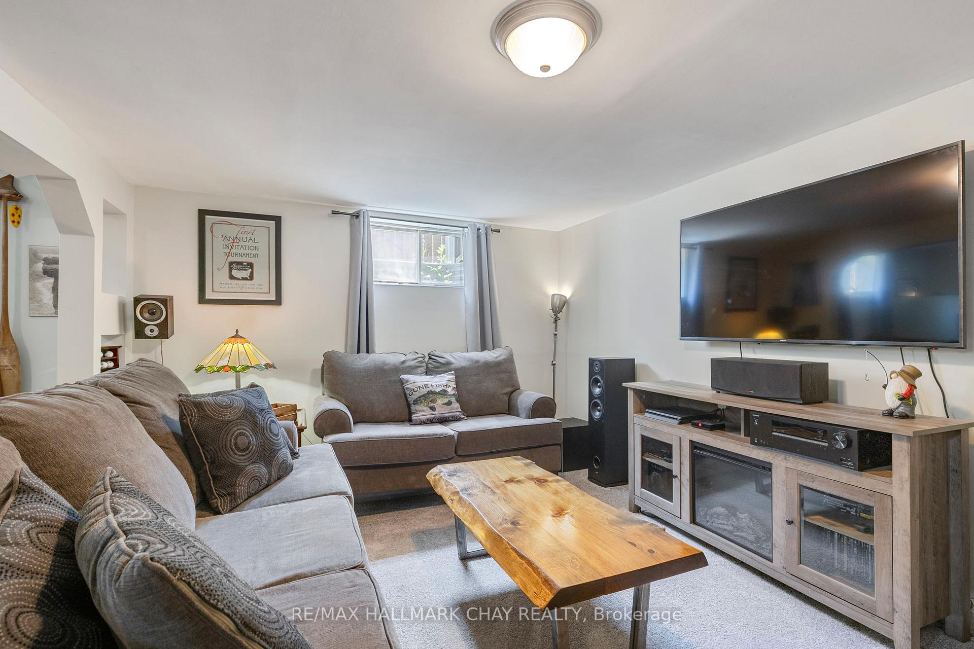 Photo 17 of 18 Riverwood Court, Barrie, Sunnidale — HOMEH