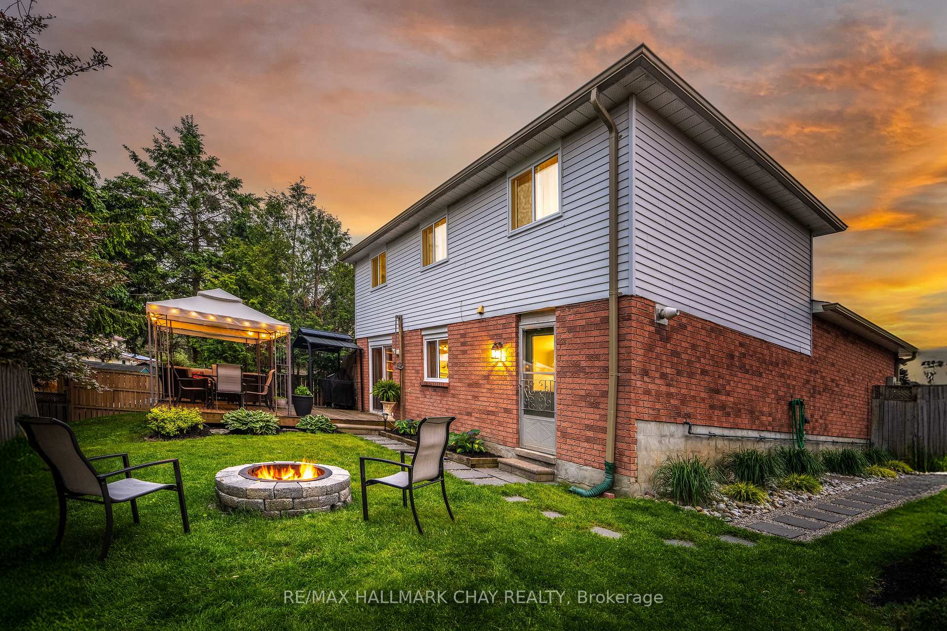 Photo 18 of 18 Riverwood Court, Barrie, Sunnidale — HOMEH