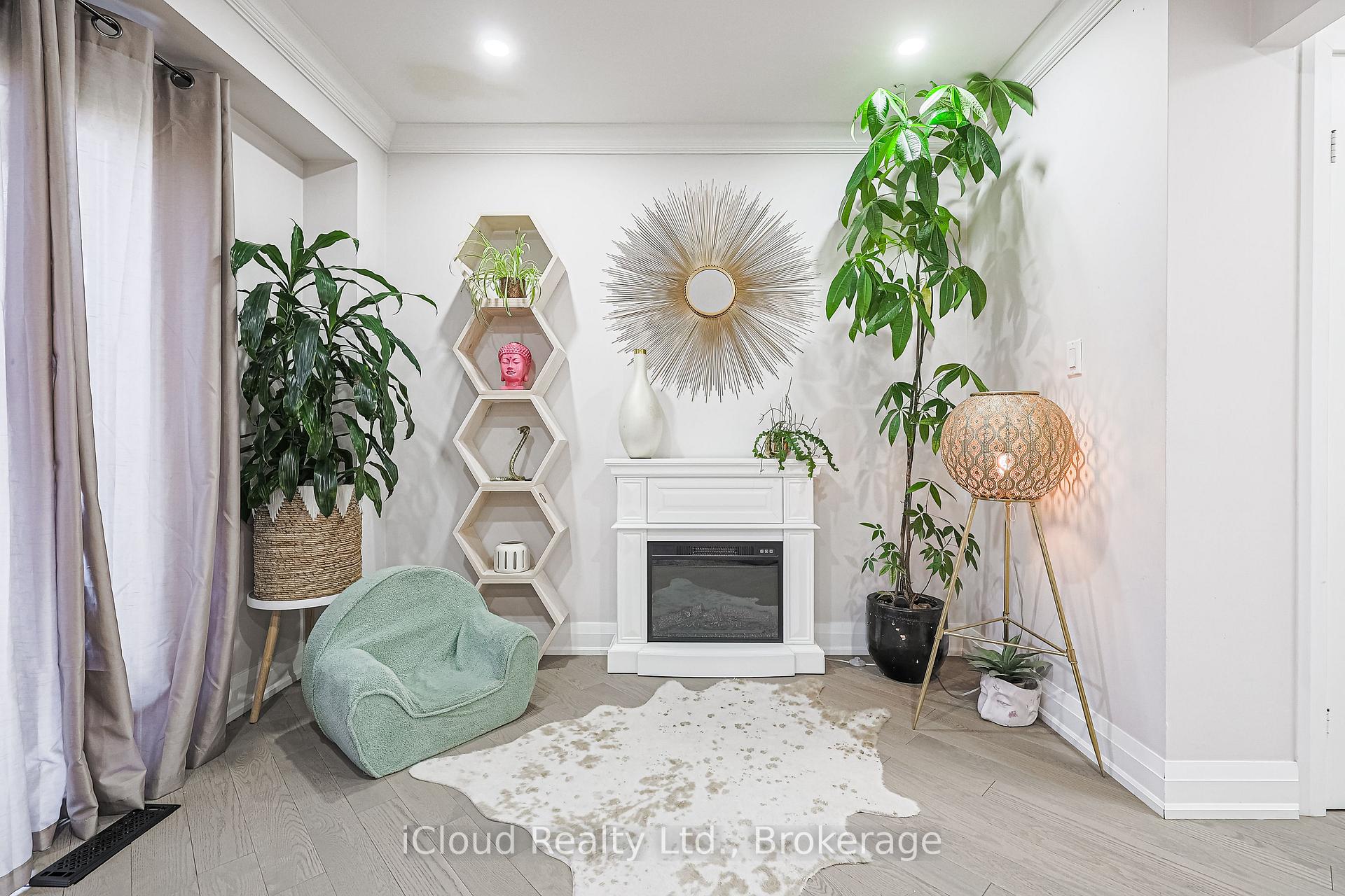 Photo 7 of 49 Tams Drive, Ajax, Central East — HOMEH