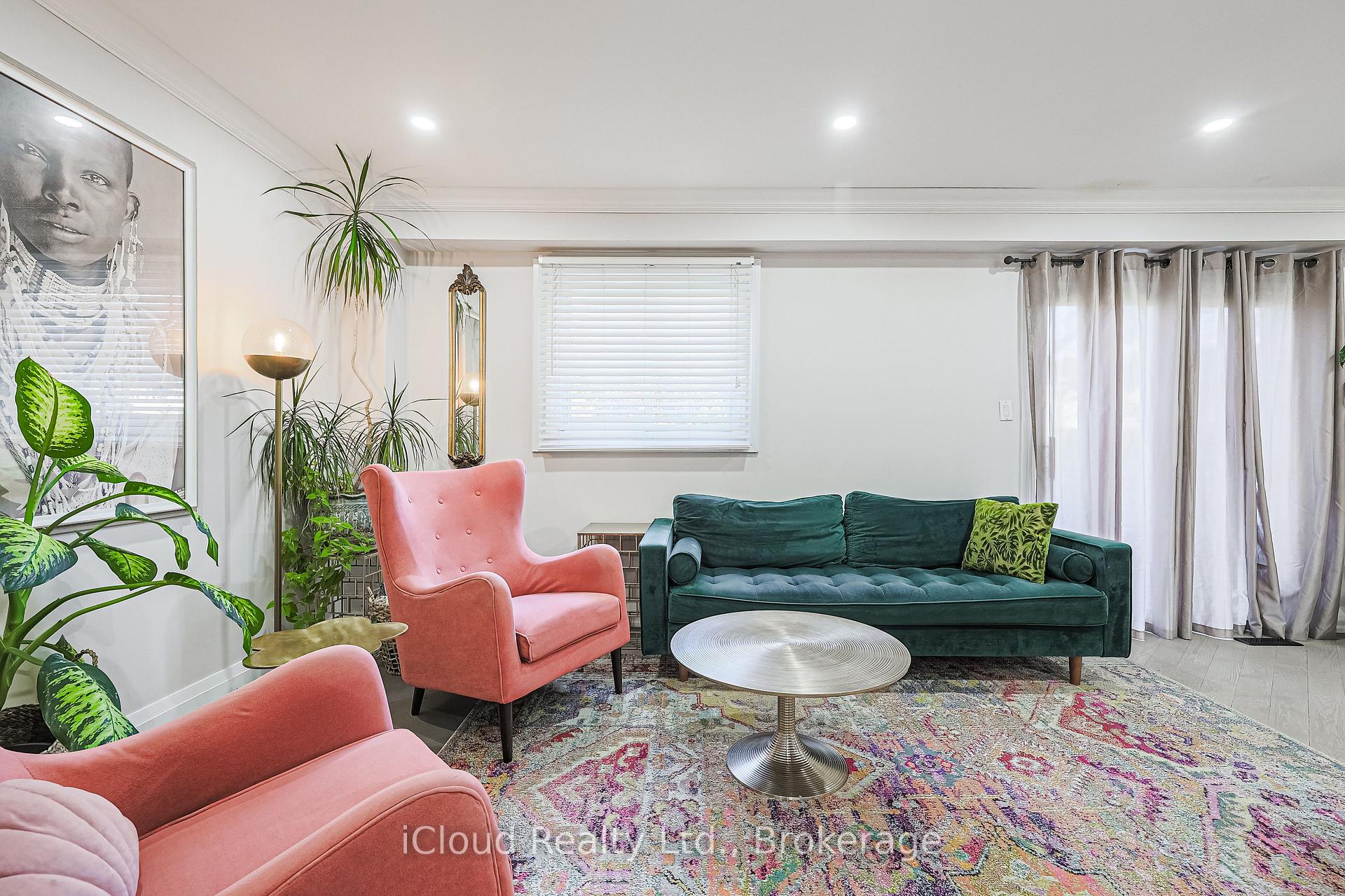 Photo 8 of 49 Tams Drive, Ajax, Central East — HOMEH