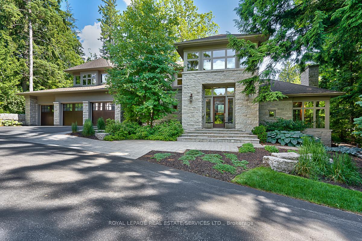 Photo 2 of 177 Lovers Lane, Hamilton, Ancaster — HOMEH