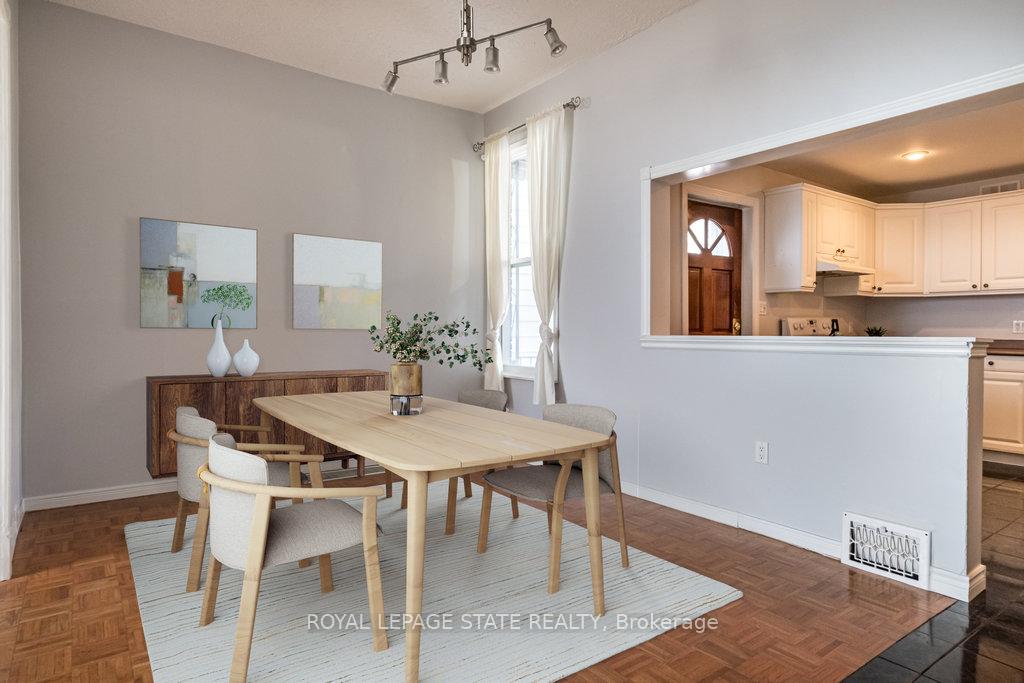 Photo 8 of 136 Dundurn Street N, Hamilton, Strathcona — HOMEH