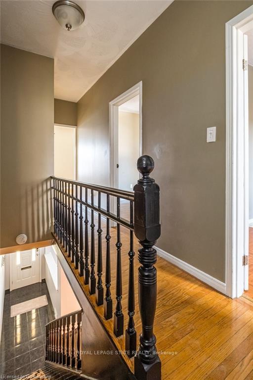 Photo 26 of 136 Dundurn Street N, Hamilton, Strathcona — HOMEH