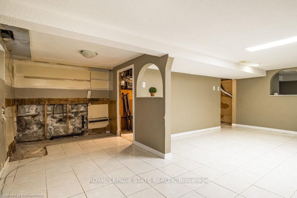 Photo 34 of 136 Dundurn Street N, Hamilton, Strathcona — HOMEH