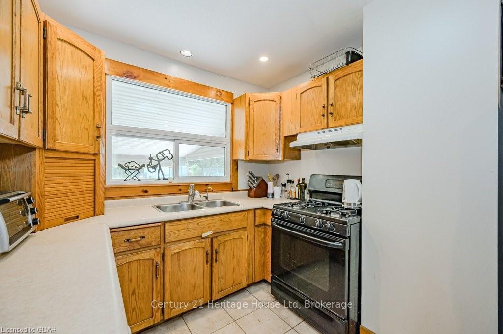 Photo 21 of 509 Speedvale Avenue E, Guelph, Victoria North — HOMEH