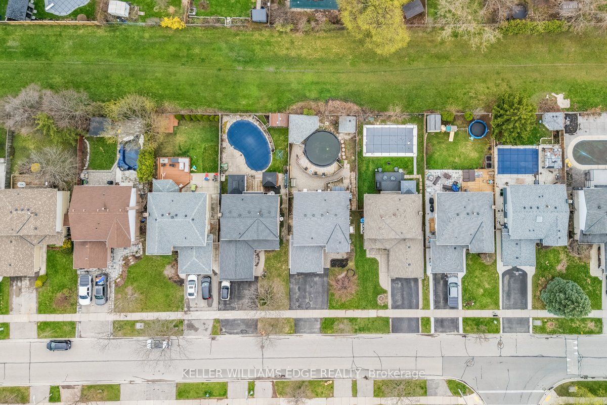 Photo 87 of 2208 Melissa Crescent, Burlington, Brant Hills — HOMEH