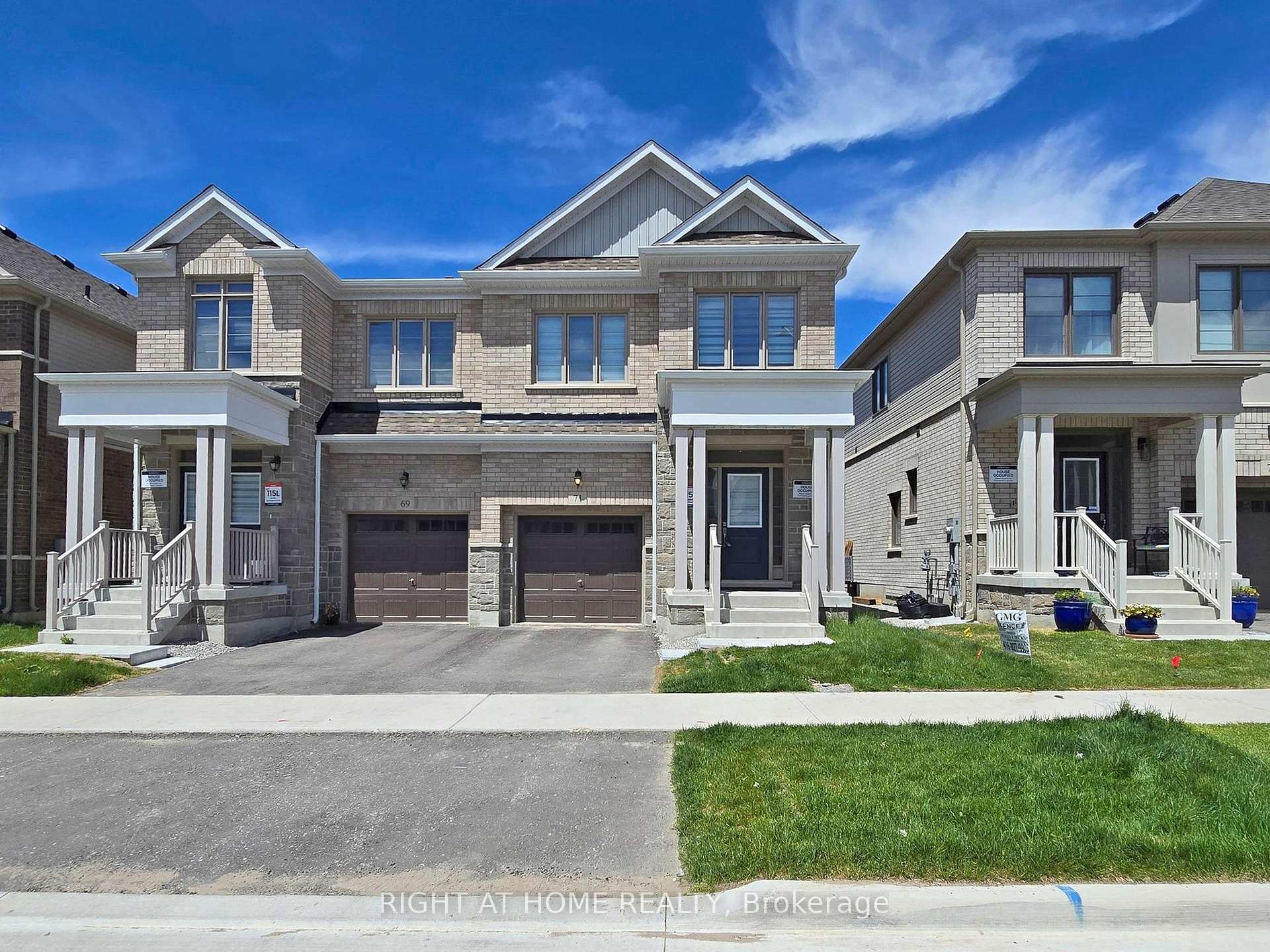 Photo 1 of 71 Phoenix Boulevard, Barrie, Rural Barrie Southeast — HOMEH