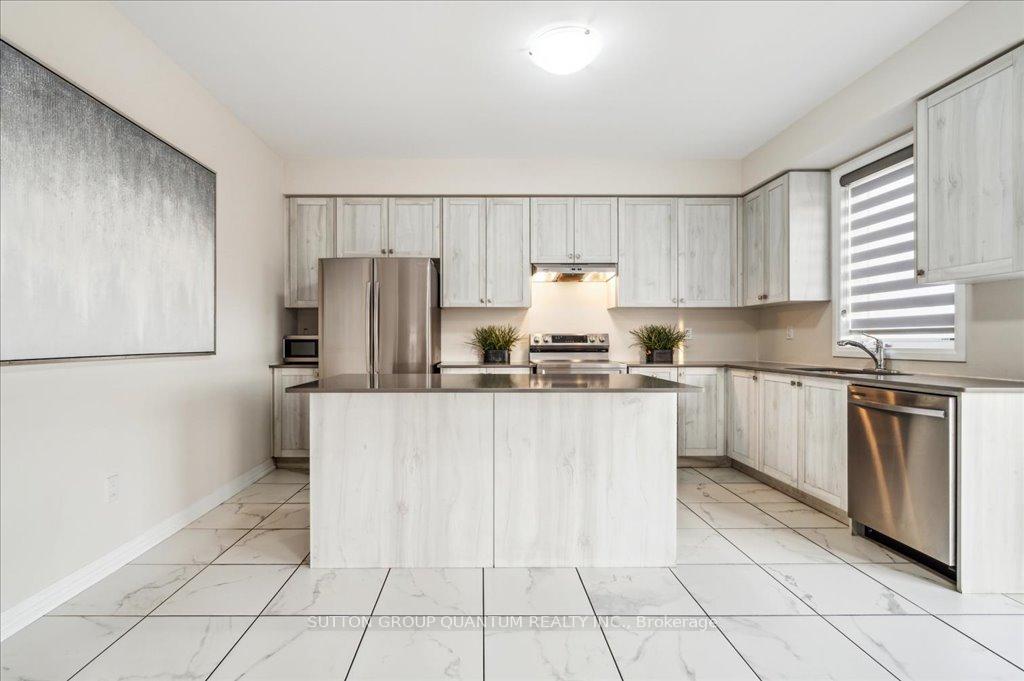 Photo 11 of 73 Yale Drive, Hamilton, Mount Hope — HOMEH
