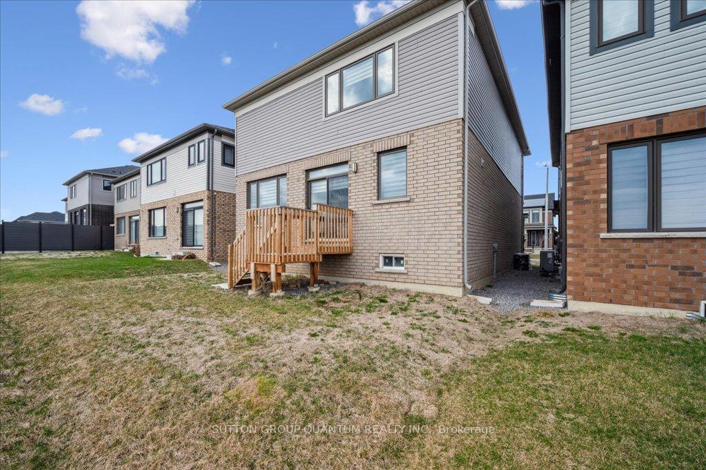 Photo 36 of 73 Yale Drive, Hamilton, Mount Hope — HOMEH