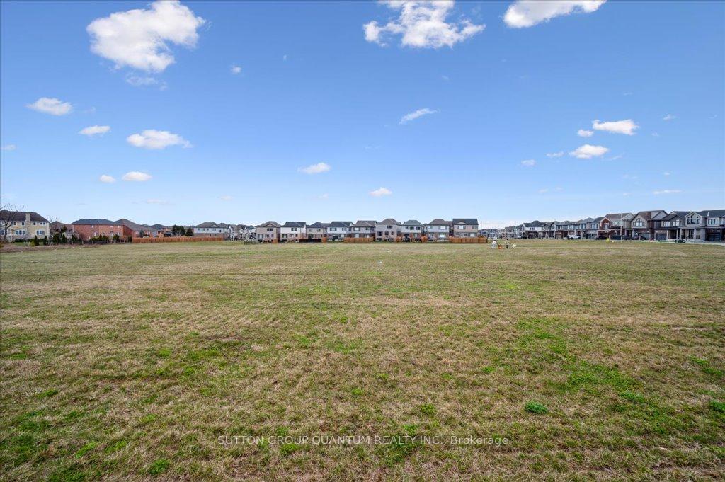 Photo 38 of 73 Yale Drive, Hamilton, Mount Hope — HOMEH