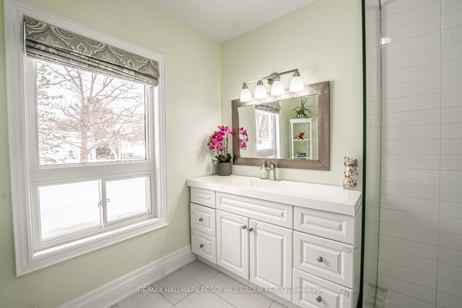 Photo 12 of 219 Cox Mill Road, Barrie, Painswick North — HOMEH