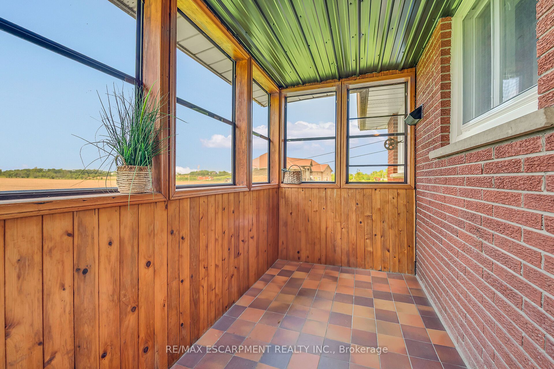Photo 74 of 617 Eighth Road E, Hamilton, Rural Stoney Creek — HOMEH