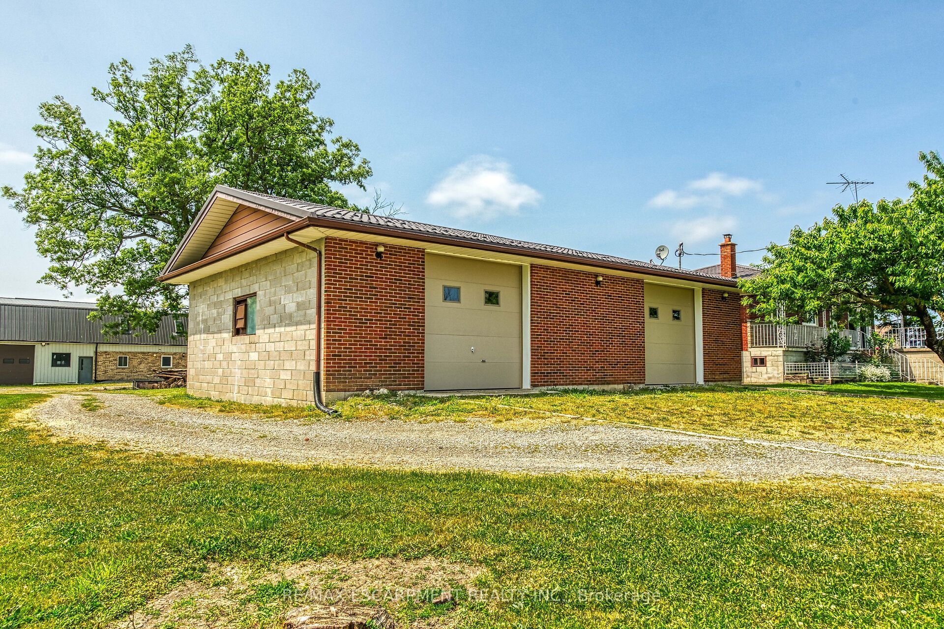 Photo 90 of 617 Eighth Road E, Hamilton, Rural Stoney Creek — HOMEH