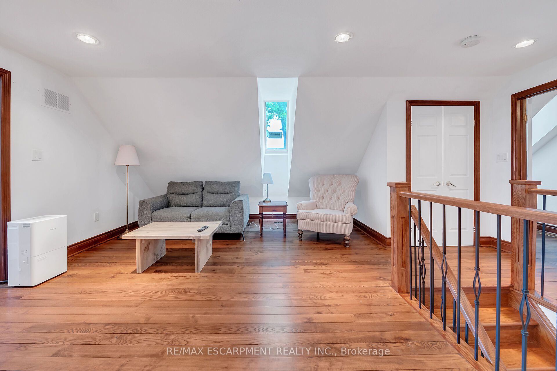 Photo 86 of 617 Eighth Road E, Hamilton, Rural Stoney Creek — HOMEH