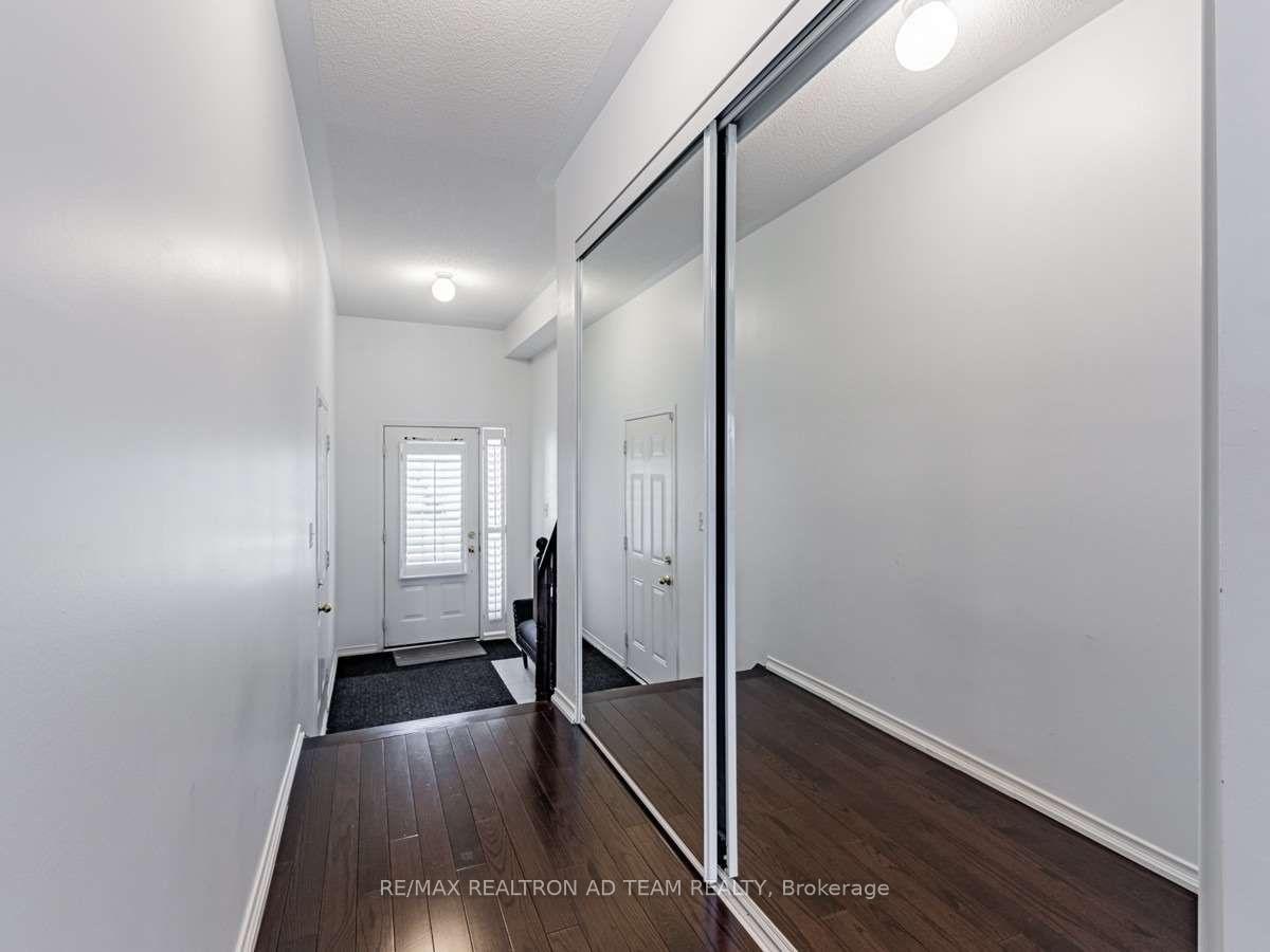 Photo 6 of 437 Rossland Road E, Ajax, Central East — HOMEH