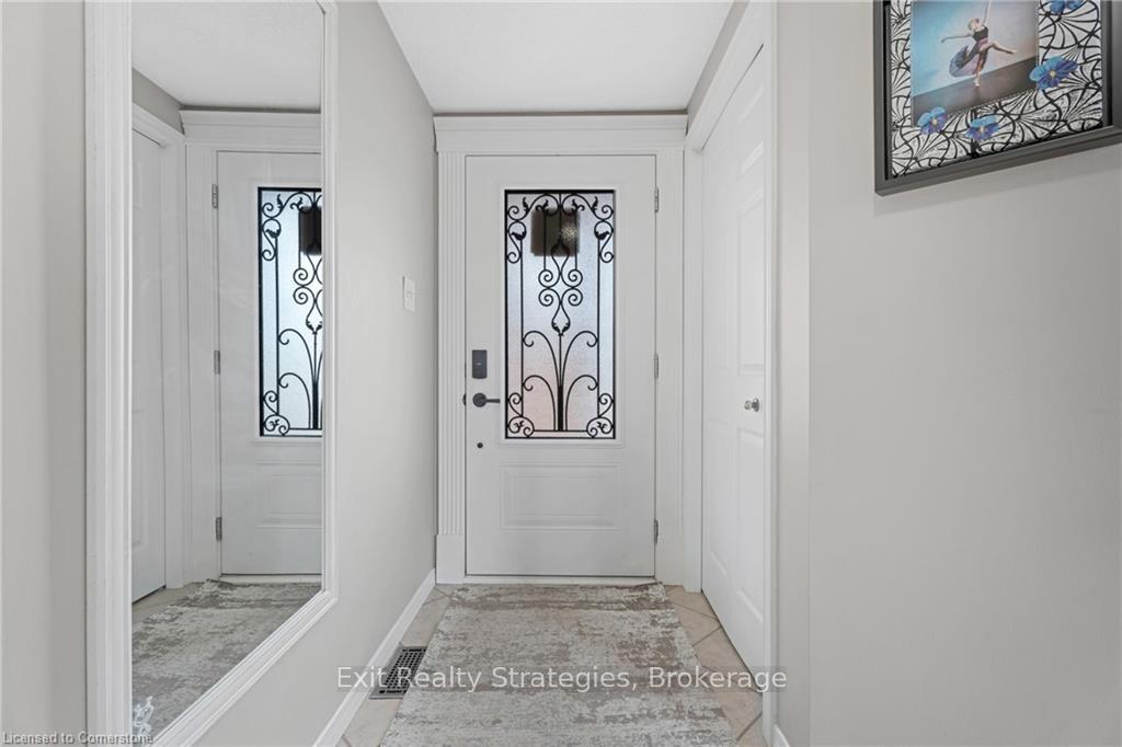 Photo 7 of 158 Duncairn Crescent, Hamilton, Gourley — HOMEH