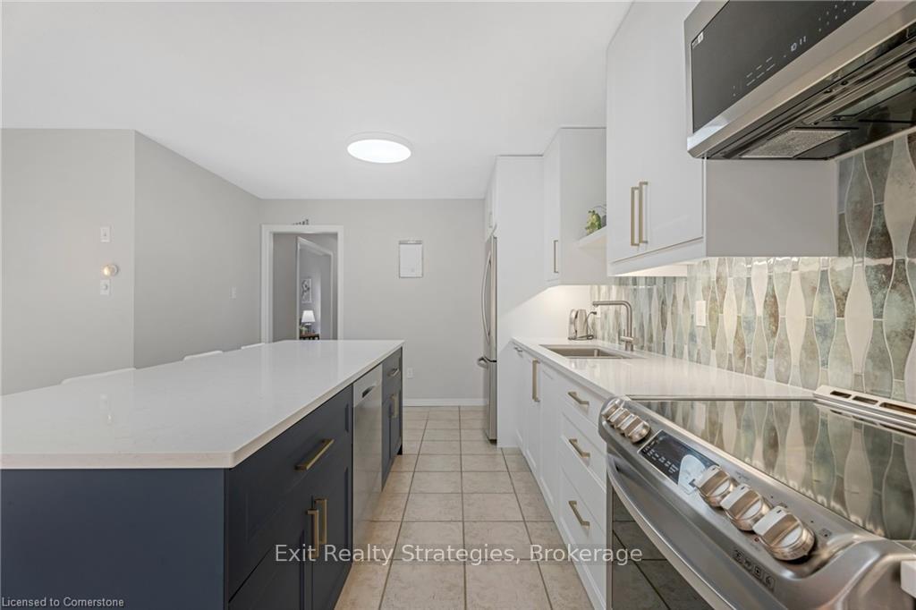 Photo 34 of 158 Duncairn Crescent, Hamilton, Gourley — HOMEH