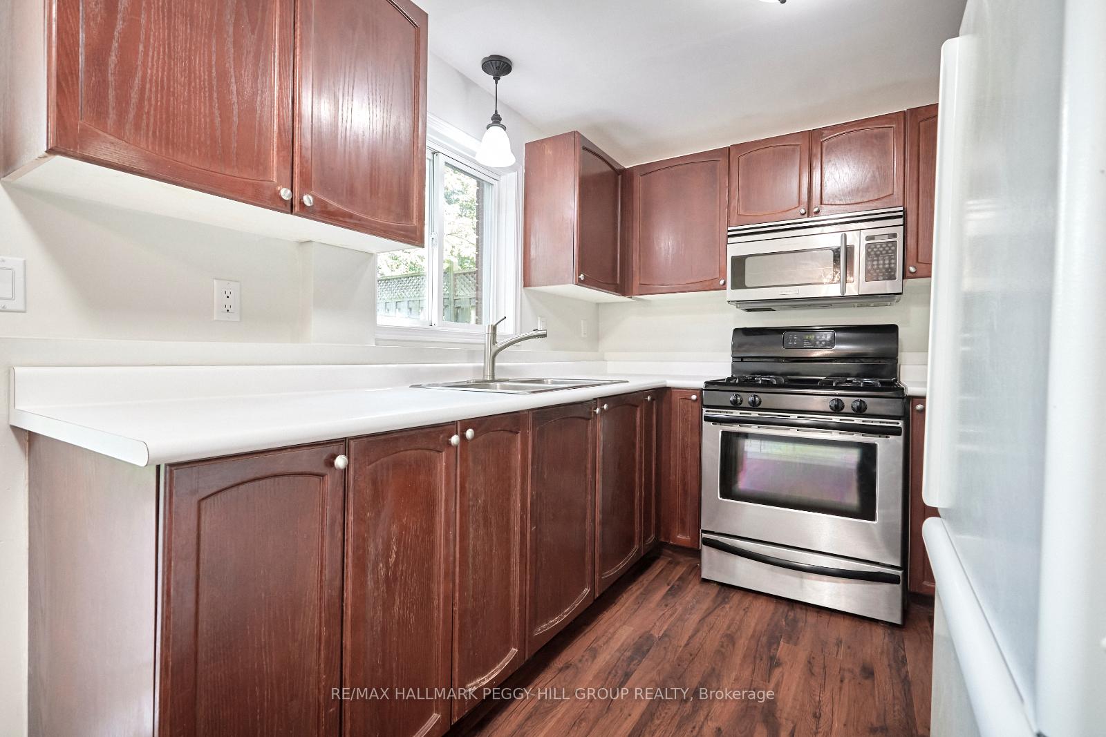 Photo 4 of Unit Lower, 438 Sunnidale Road, Barrie, Northwest — HOMEH