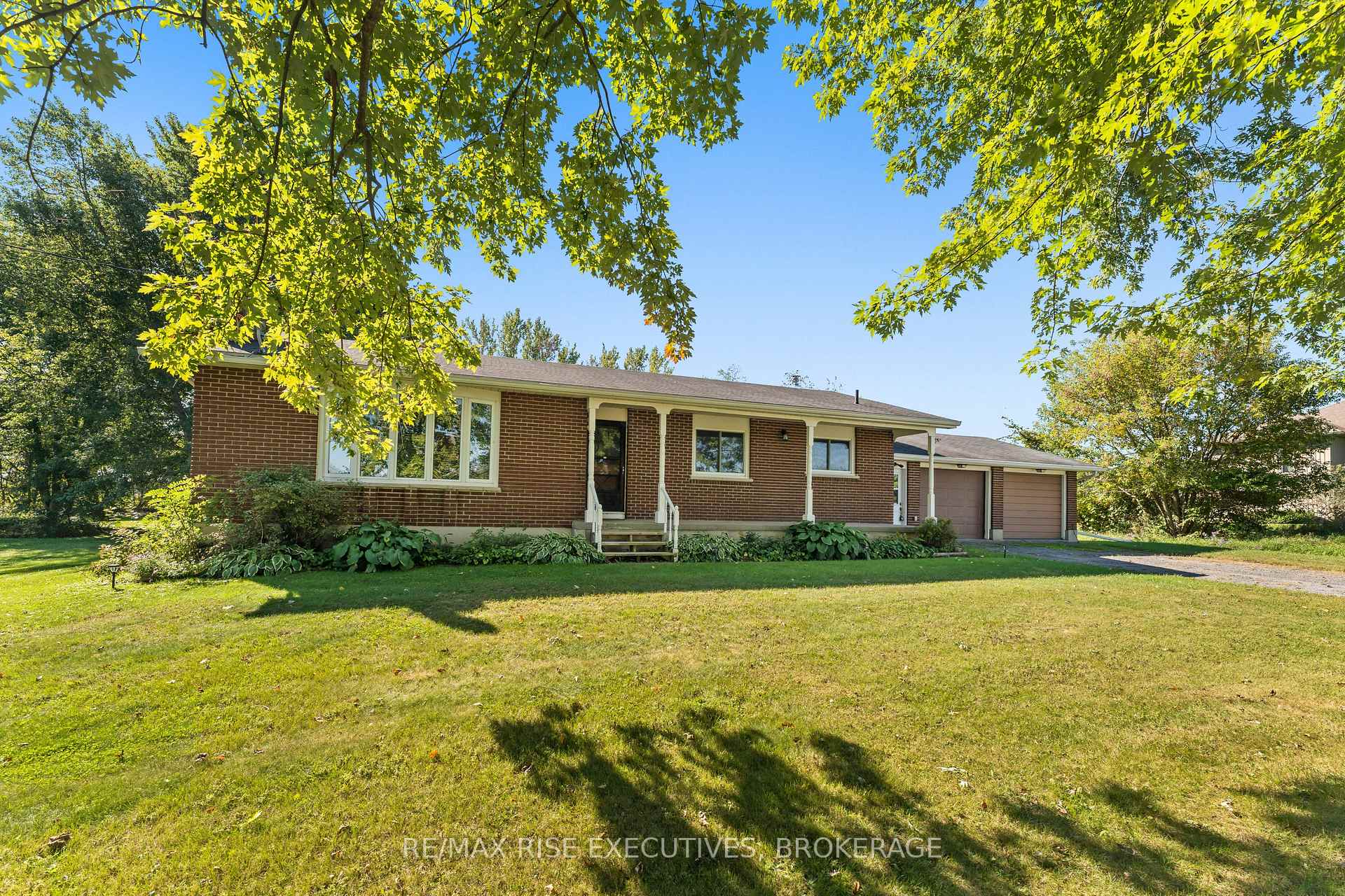 Photo 3 of 1033 Coupland Road, Frontenac, Frontenac South — HOMEH