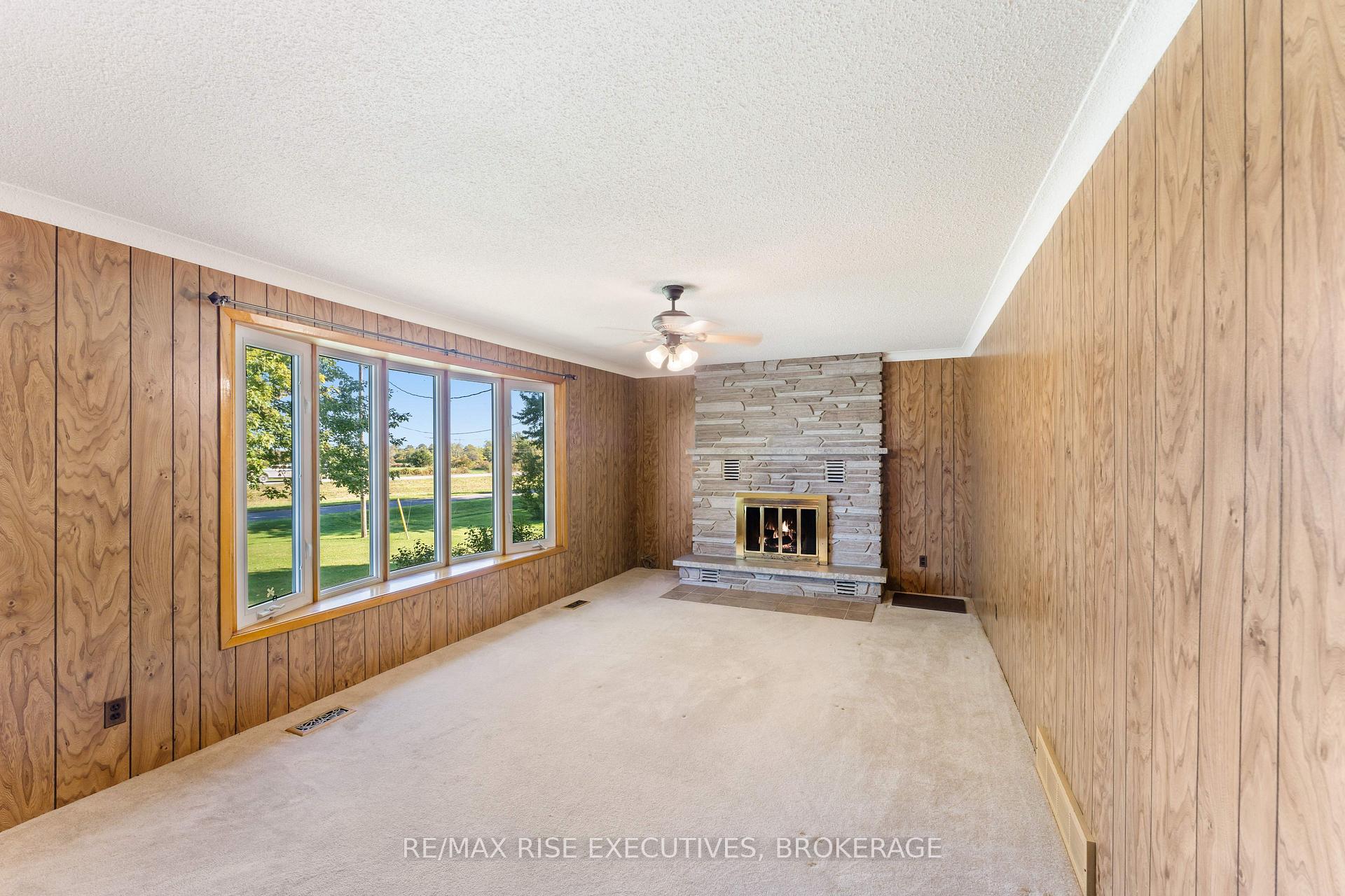 Photo 6 of 1033 Coupland Road, Frontenac, Frontenac South — HOMEH
