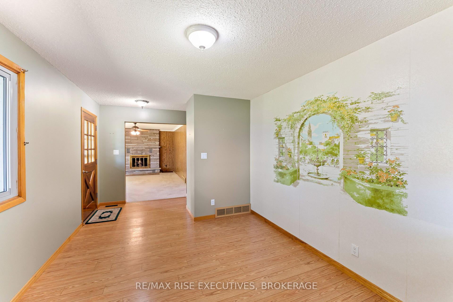 Photo 11 of 1033 Coupland Road, Frontenac, Frontenac South — HOMEH