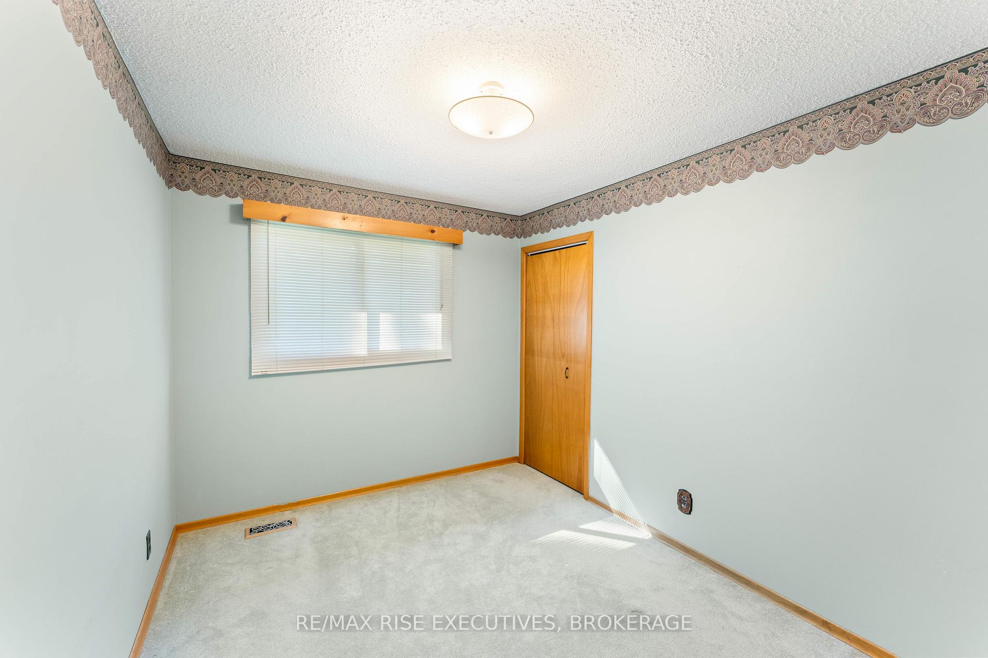 Photo 20 of 1033 Coupland Road, Frontenac, Frontenac South — HOMEH