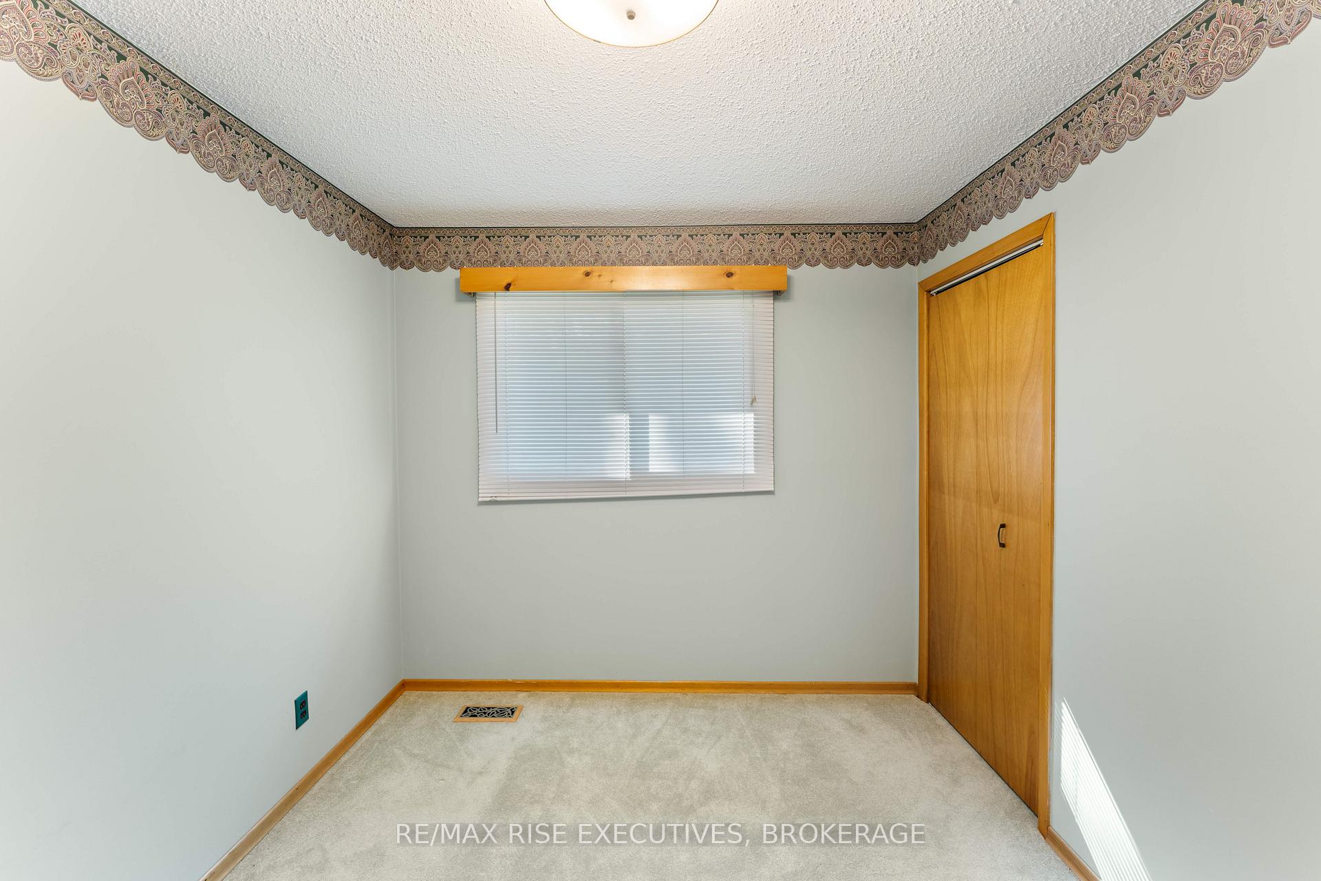 Photo 21 of 1033 Coupland Road, Frontenac, Frontenac South — HOMEH