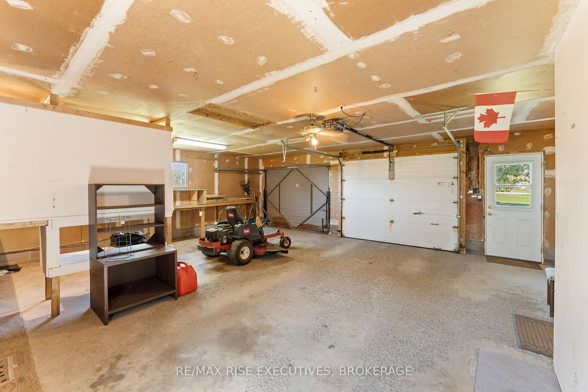 Photo 29 of 1033 Coupland Road, Frontenac, Frontenac South — HOMEH
