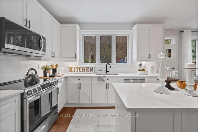 Photo 13 of 94 Auburn Lane, Clarington, Courtice — HOMEH