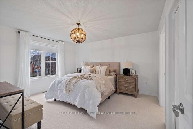Photo 19 of 94 Auburn Lane, Clarington, Courtice — HOMEH