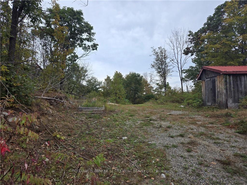 Photo 3 of 16245 Highway 509 Road, Frontenac, Frontenac Centre — HOMEH