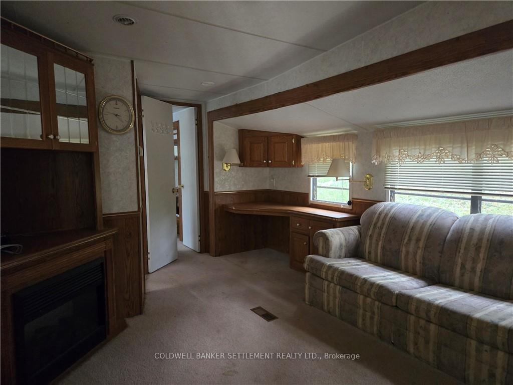 Photo 7 of 16245 Highway 509 Road, Frontenac, Frontenac Centre — HOMEH